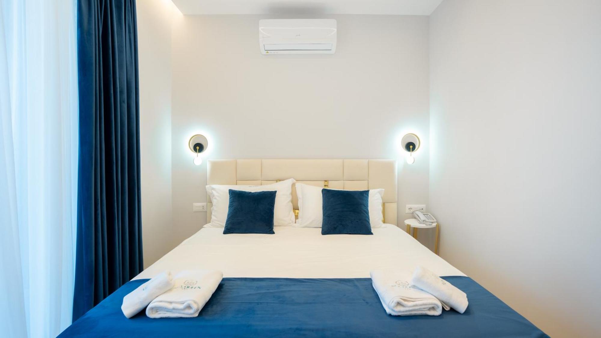 Sea Queen Luxury Hotel Radhime Luaran gambar