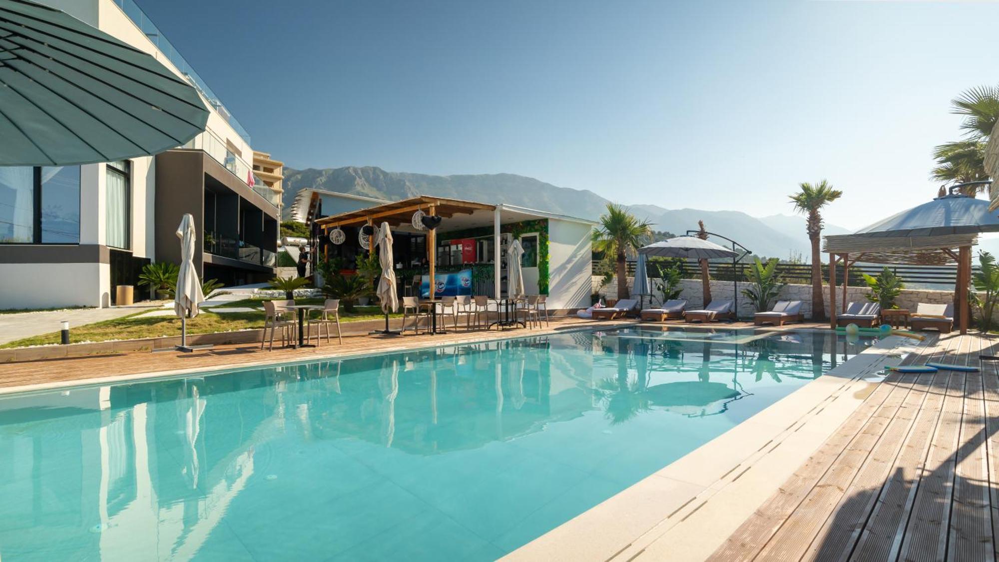 Sea Queen Luxury Hotel Radhime Luaran gambar