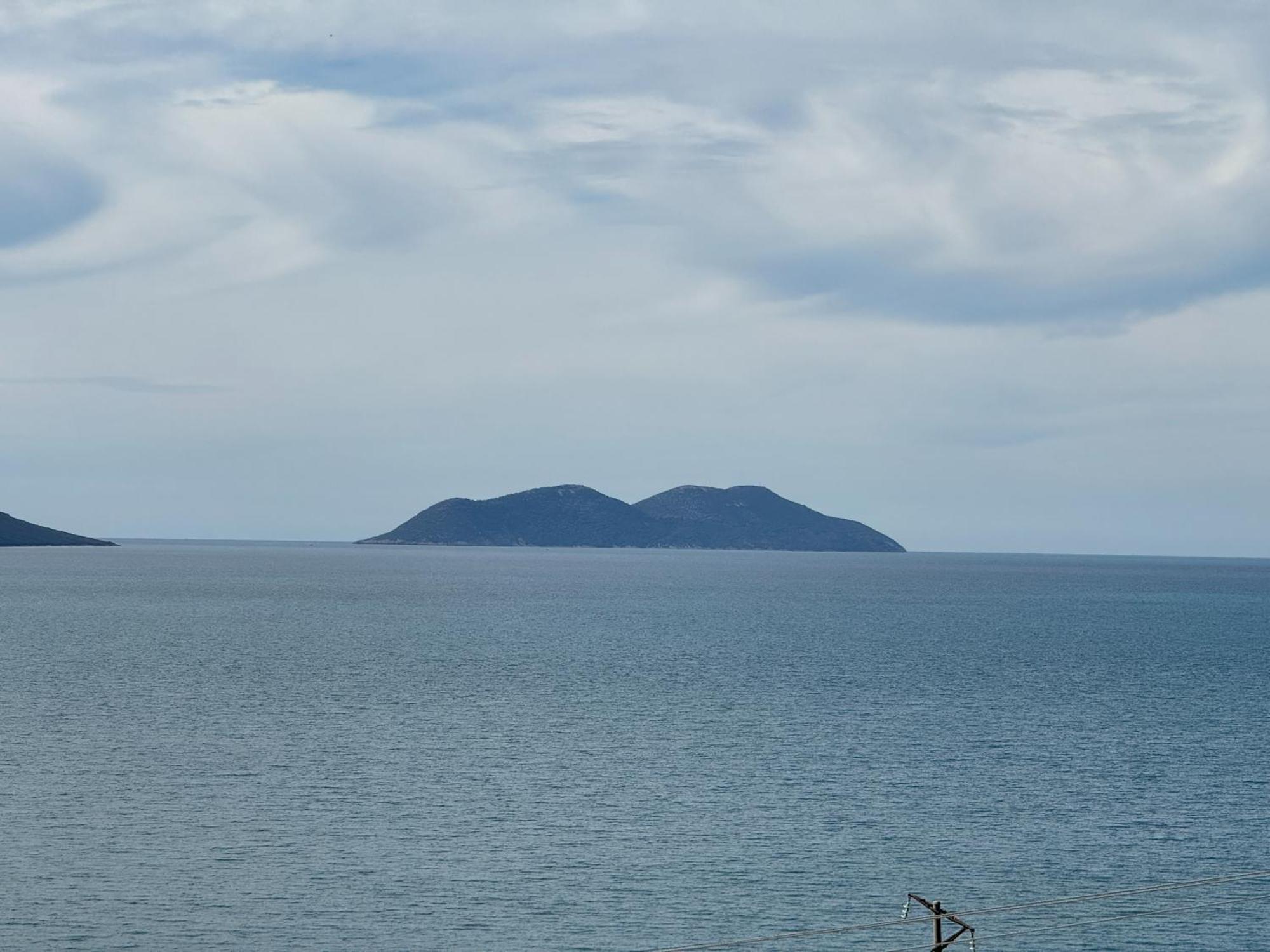 Sea Queen Luxury Hotel Radhime Luaran gambar