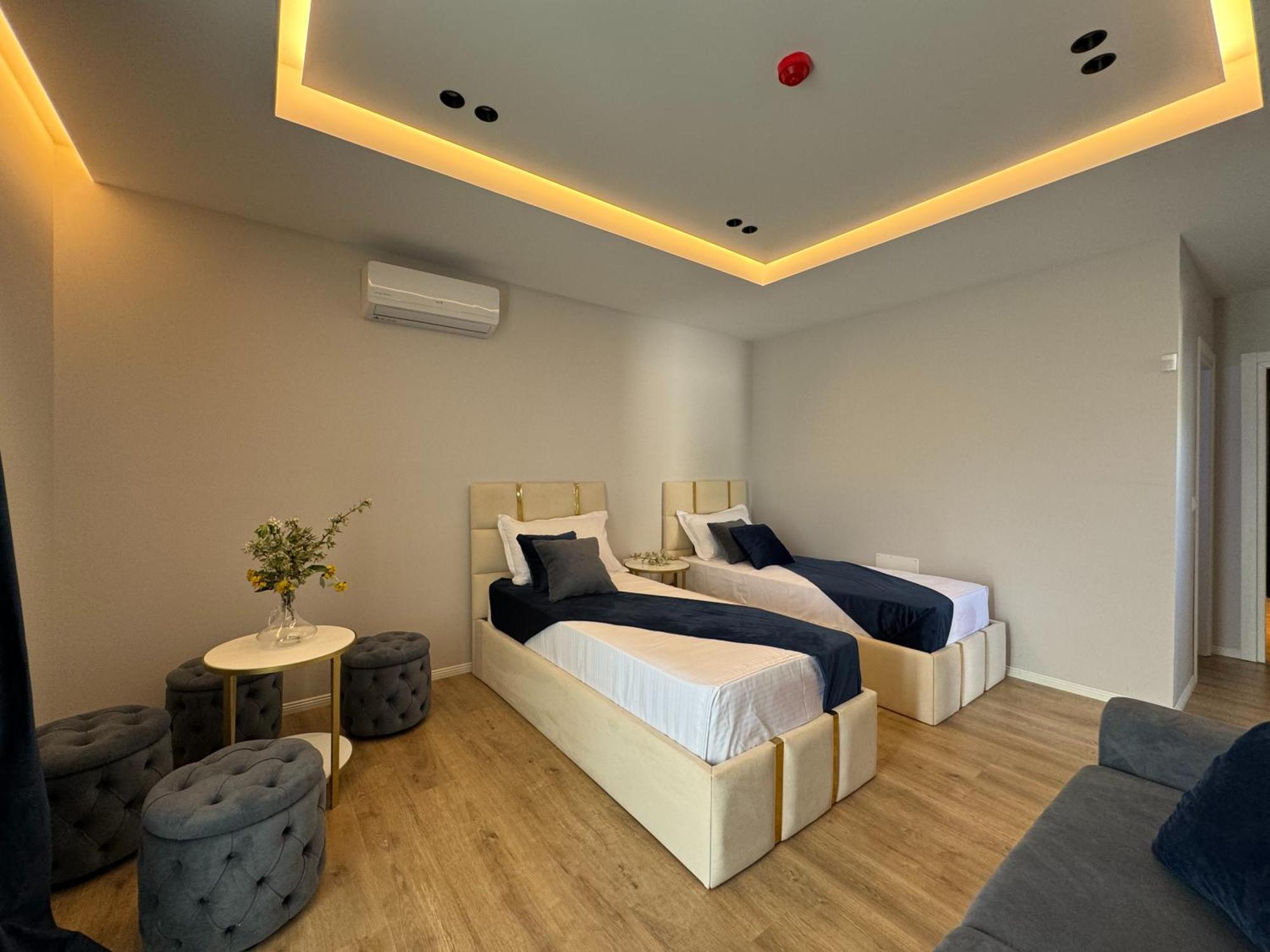 Sea Queen Luxury Hotel Radhime Luaran gambar